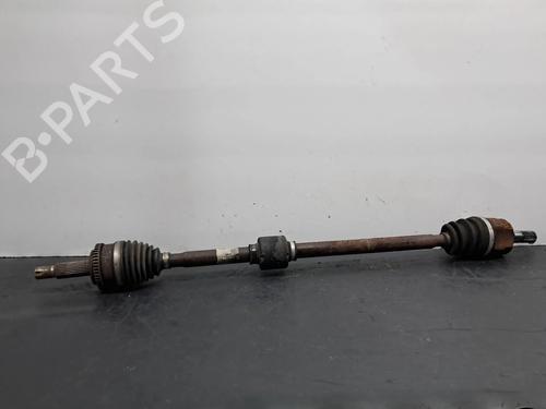 Used Right front driveshaft KIA CEE'D (JD) 1.4 MPI (101 hp) 30805893