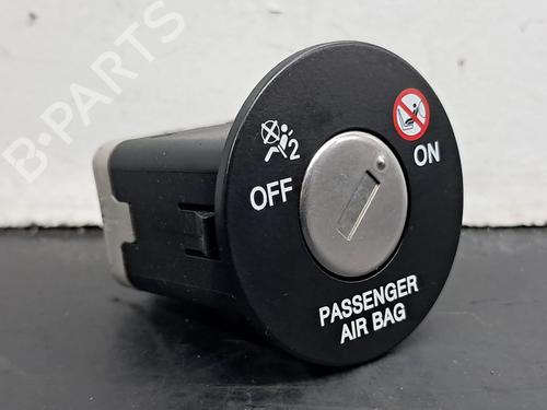 Spak kontakt KIA CEE'D (JD) 1.4 MPI (101 hp) 30805898