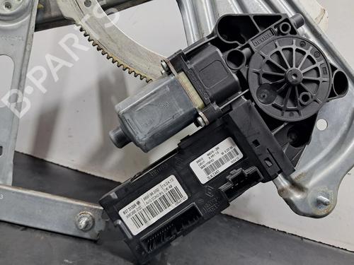 Alzavetro anteriore sinistro RENAULT MEGANE III Hatchback (BZ0/1_, B3_) 1.5 dCi (BZ09, BZ0D, BZ1W, BZ29, BZ14) | BP30805914C22