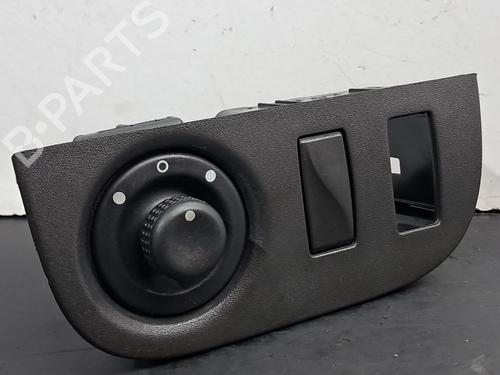 Used Mirror switch DACIA SANDERO II 1.5 dCi 75 / Blue dCi 75 (B8JW, B8M4, B8AH, B8M7, B8M6) (75 hp) 30852459