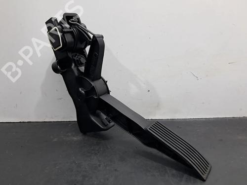 Used Pedal MERCEDES-BENZ B-CLASS Sports Tourer (W245) B 180 CDI (245.207) (109 hp) 30890159