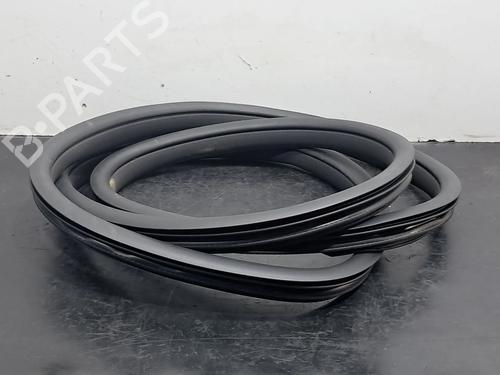 Gummiliste MERCEDES-BENZ GLC (X253) 220 d 4-matic (253.905, 253.903) (170 hp) 30932746