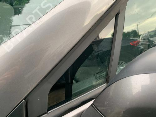 Vidro triangular frente esquerdo RENAULT GRAND SCÉNIC III (JZ0/1_) 1.2 TCe (JZ11, JZ28) (116 hp) 30912695