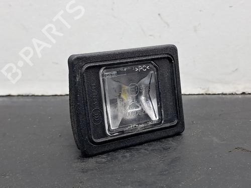 Używane Lampa oświetlenia tablicy rejestracyjnej MERCEDES-BENZ GLC (X253) 220 d 4-matic (253.905, 253.903) (170 hp) 30947424
