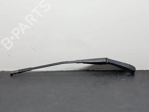 Used Front windshield wiper arm MERCEDES-BENZ GLC (X253) 220 d 4-matic (253.905, 253.903) (170 hp) 30967417