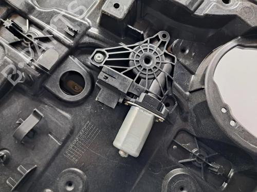 Rear left window mechanism MERCEDES-BENZ GLA-CLASS (X156) GLA 220 CDI (156.903) | BP31046995C24