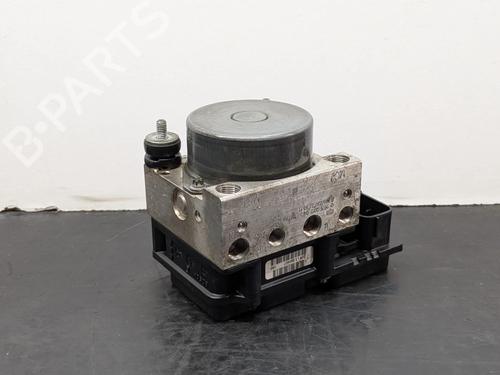 Used ABS pump FIAT GRANDE PUNTO (199_) 1.3 D Multijet (199.AXD11, 199.AXD1A, 199.AXD1B,... (90 hp) 31071028