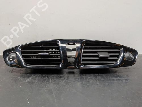 Luftventilen RENAULT SCÉNIC III (JZ0/1_) 1.6 dCi (JZ00, JZ12) (130 hp) 31083870