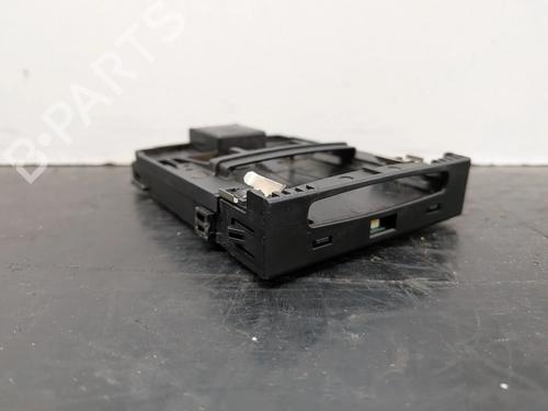 Used Card reader RENAULT SCÉNIC III (JZ0/1_) 1.6 dCi (JZ00, JZ12) (130 hp) 31084462