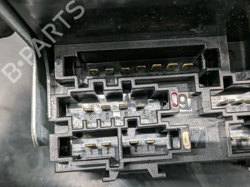 Sikringsdose MERCEDES-BENZ SLK (R171) 200 Kompressor (171.445) (184 hp) 31338693