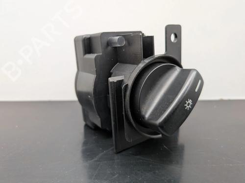 Used Headlight switch MERCEDES-BENZ B-CLASS Sports Tourer (W245) B 180 CDI (245.207) (109 hp) 12298940