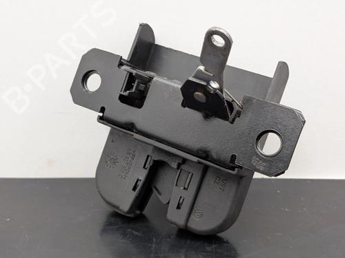 Tailgate lock VW GOLF IV (1J1) 1.4 16V | BP31363295C101