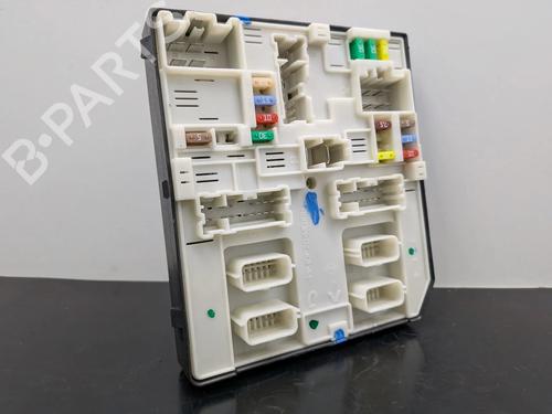 Used Fuse box RENAULT GRAND SCÉNIC III (JZ0/1_) 1.2 TCe (JZ11, JZ28) (116 hp) 31370414