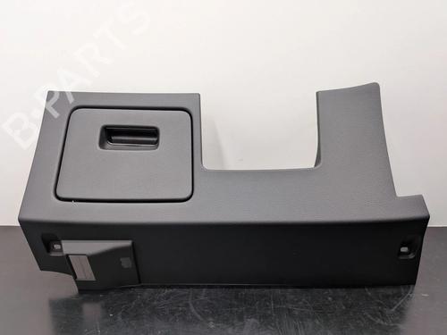 Used Glove box AUDI Q3 Sportback (F3N) 35 TFSI (150 hp) 31574054