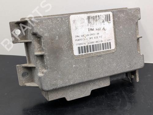 Motorstyringsenhed FIAT PUNTO (176_) 55 1.1 (54 hp) 31574058