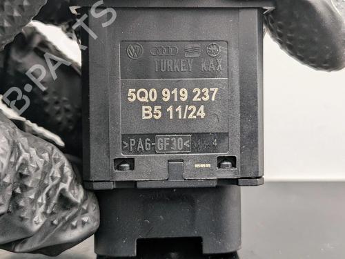 Switch AUDI Q3 Sportback (F3N) 35 TFSI | BP31588261I30