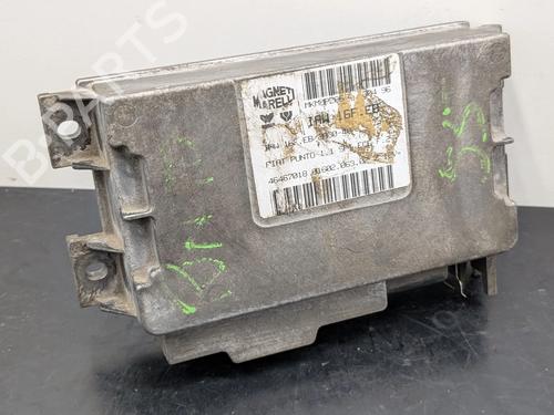Used Engine control unit (ECU) FIAT PUNTO (176_) 55 1.1 (54 hp) 31614195