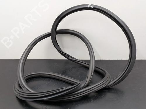 Used Rubber door seal AUDI Q3 Sportback (F3N) 35 TFSI (150 hp) 31671985