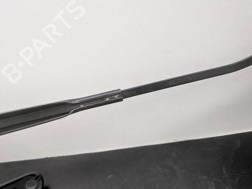 Front windshield wiper arm RENAULT SCÉNIC II (JM0/1_) 1.5 dCi (JM0F) | BP31687573C143 