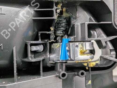 Front left interior door handle DS DS 7 Crossback (J4_, JR_, JC_) 2.0 BlueHDi 180 (JJEHZR) | BP31874994I13 