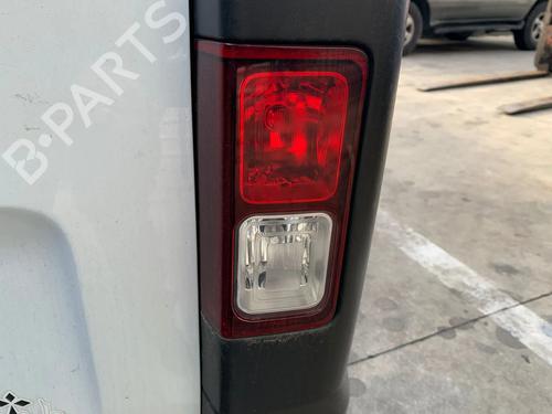 Autre RENAULT TRAFIC III Van (FG_) 1.6 dCi 120 (FGMK) (121 hp) 31875165