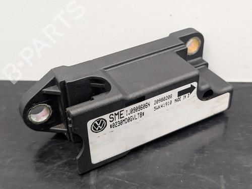 Module électronique VW PASSAT B5 Variant (3B5) 1.9 TDI (110 hp) 31918524