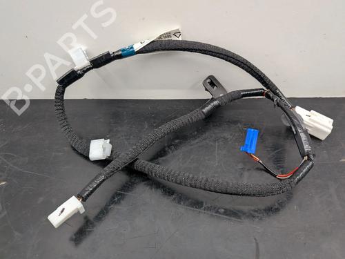 Faisceau de câbles LEXUS NX II (_A2_, _H2_) 450h+ E-Four (AAZH26) (309 hp) 31949068