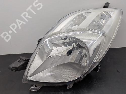Used Left headlight TOYOTA YARIS (_P9_) 1.0 VVT-i (KSP90_, KSP90R) (69 hp) 31959619