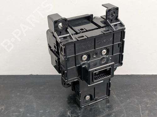 Switch LEXUS NX II (_A2_, _H2_) 450h+ E-Four (AAZH26) | BP31999997I30