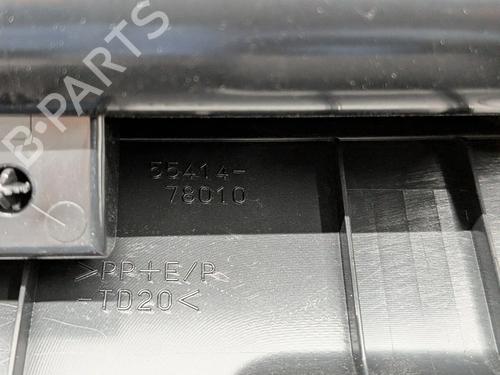 Handskerum LEXUS NX II (_A2_, _H2_) 450h+ E-Four (AAZH26) | BP32011420C95 