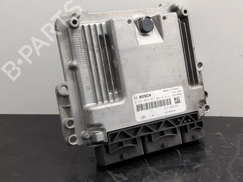 Used Engine control unit (ECU) RENAULT TRAFIC III Van (FG_) 1.6 dCi 120 (FGMK) (121 hp) 32082298