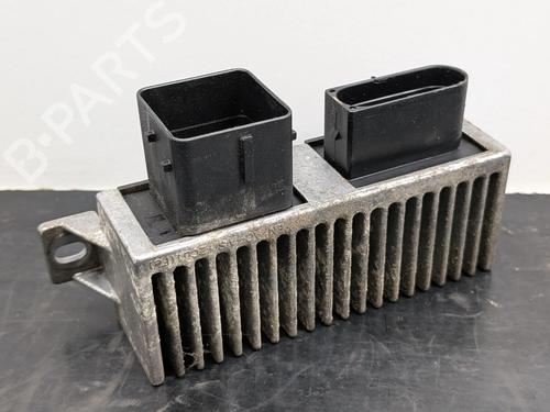 Used Electronic module RENAULT TRAFIC III Van (FG_) 1.6 dCi 120 (FGMK) (121 hp) 32083920