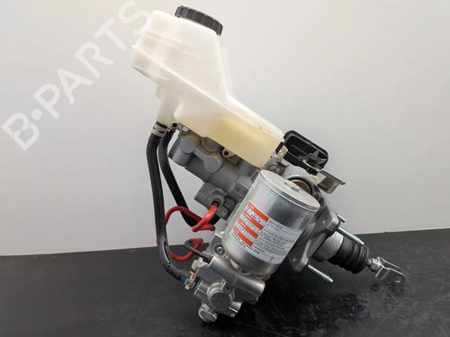 Brake master cylinder LEXUS NX II (_A2_, _H2_) 450h+ E-Four (AAZH26) | BP32156080M77  - Image 12