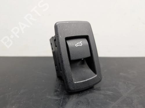 switch-bmw-2-gran-tourer-f46-2014-32170452 main image