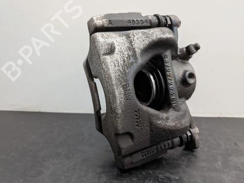 Used Right front brake caliper BMW 2 Gran Tourer (F46) 216 d (116 hp) 32189566