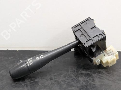 Used Headlight switch NISSAN PATROL GR IV (Y60, GR) 2.8 TD (Y60A) (116 hp) 32207712