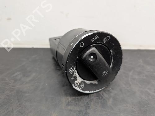 autre-audi-a4-b6-8e2-2000-2001-2002-2003-2004-2005-32217975 main image