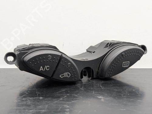 climate-control-ford-focus-i-daw-dbw-1998-1999-2000-2001-2002-2003-2004-2005-2006-2007-2008-2009-32267379 main image