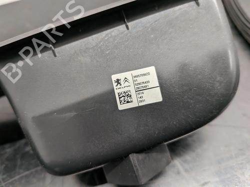 Right front window switch CITROËN C4 II (NC_) 1.2 THP 130 (NCHNYM, NCHNYT) | BP32283716I26 