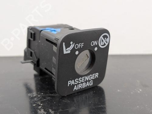 Used Switch TOYOTA IQ (_J1_) 1.0 (KGJ10_, KGJ10R) (68 hp) 12297857