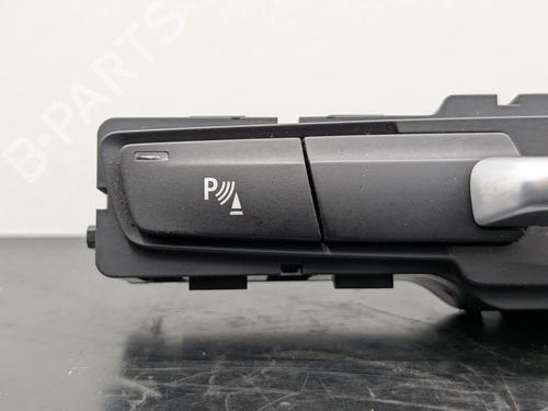 Switch BMW 2 Gran Tourer (F46) 216 d | BP32415004I30
