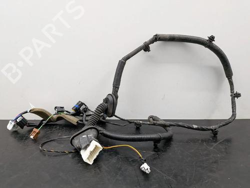 Used Wiring harness RENAULT KOLEOS I (HY_) 2.0 dCi 4x4 (HY0K) (150 hp) 32508643