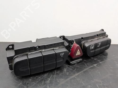 Used Warning switch Warning switch MERCEDES-BENZ C-CLASS (W203) C 220 CDI (203.006, 203.008) (143 hp) 12297299 12297299