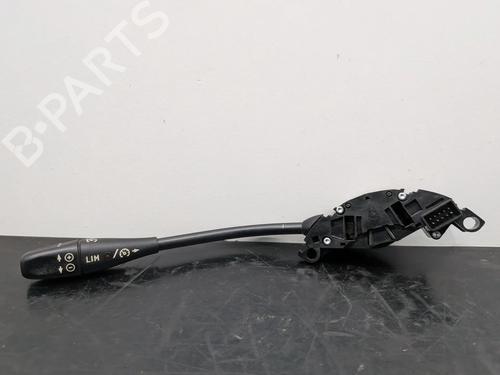 Used Steering wheel controls Steering wheel controls MERCEDES-BENZ C-CLASS (W203) C 220 CDI (203.008) (150 hp) 32710587 32710587