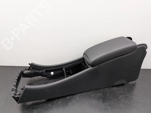 Used Middle console Middle console MERCEDES-BENZ C-CLASS T-Model (S203) C 220 CDI (203.208) (150 hp) 14399138 14399138