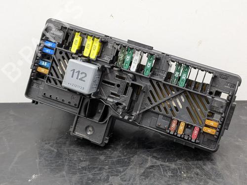 Used Fuse box Fuse box MERCEDES-BENZ C-CLASS (W206) C 200 d (206.003) (163 hp) 32860972 32860972