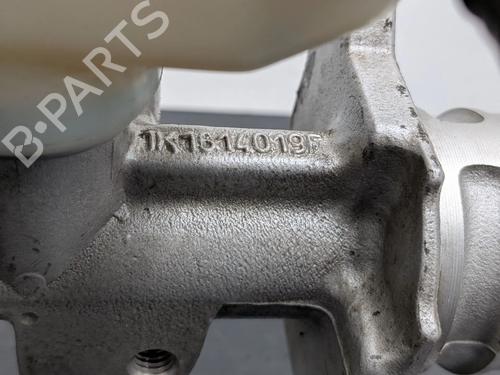 Brake master cylinder VW GOLF VI (5K1) 2.0 TDI | BP33001098M77 - Image 7