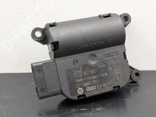 Used Electronic module Electronic module VW GOLF VI (5K1) 2.0 TDI (110 hp) 33001102 33001102