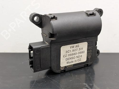 Used Electronic module Electronic module VW GOLF VI (5K1) 2.0 TDI (110 hp) 33001104 33001104