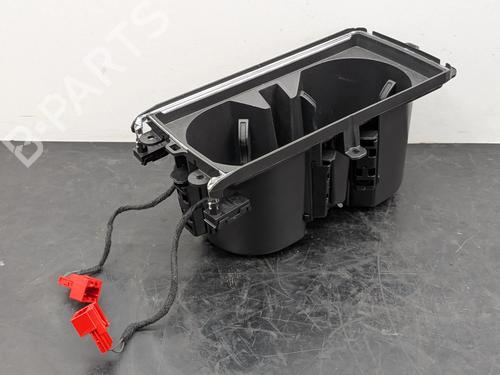 Portavasos/Objetos AUDI Q3 Sportback (F3N) 35 TFSI (150 hp) 33004486